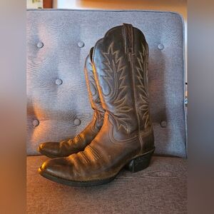 Ariat Heritage Cowboy / Cowgirl Boots - Size 5.5